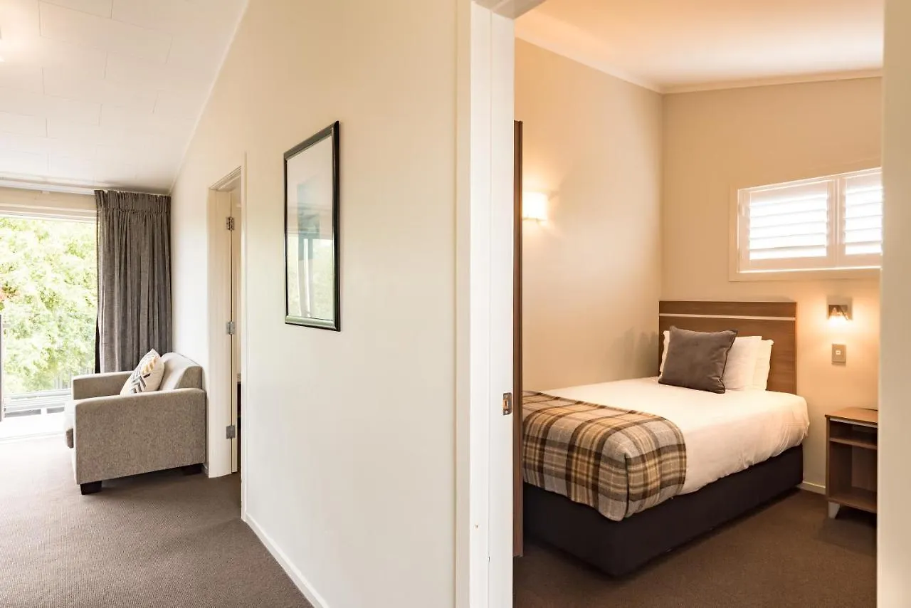 Suncourt Hotel & Conference Centre Taupo 4*,  New Zealand